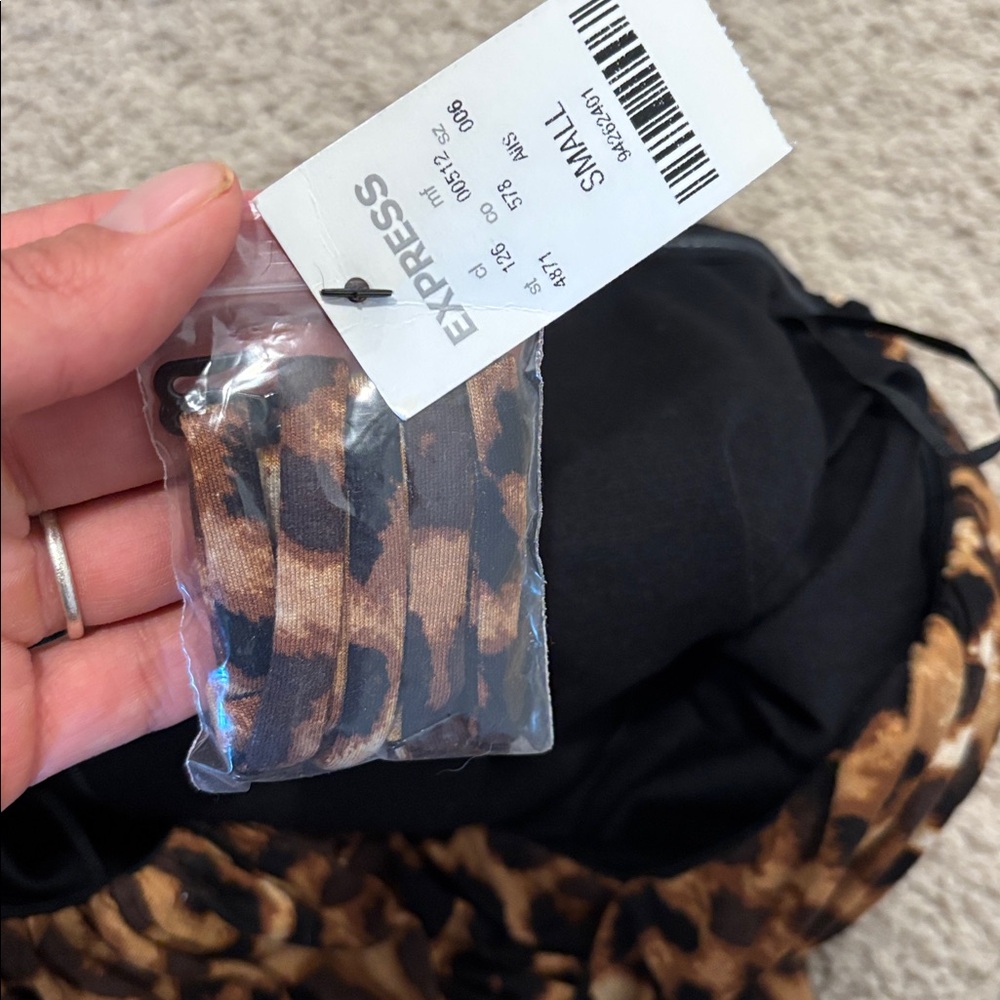 Express Minidress Set - Picture 5 of 14